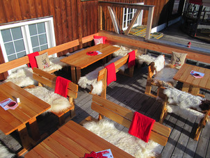 Gartenmöbel aus Lärchenholz - Johanns Holzwelt Salzburg